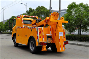 淮上高速路拖车费